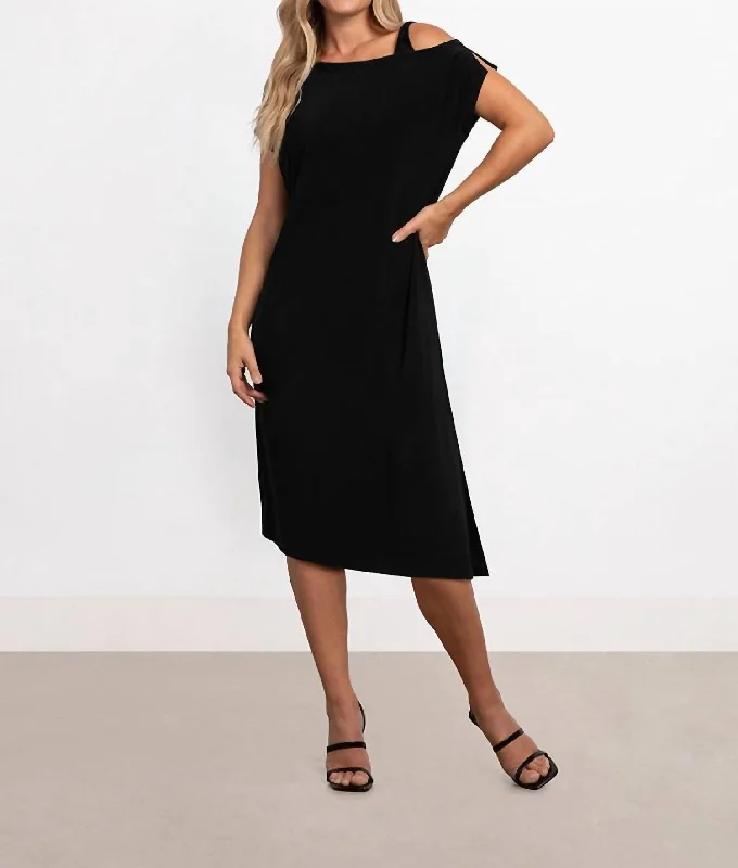 Markdown Madness One Shoulder Boxy Dress In Black