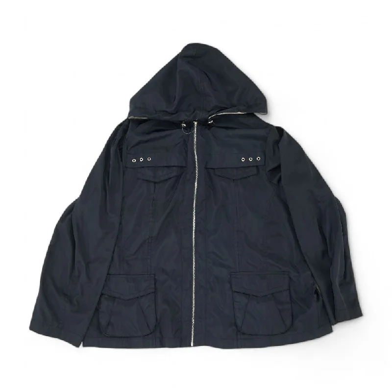 Extra Discounts Black Solid Rain Jacket