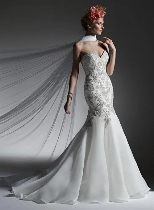 Friends and Family Sale Maggie Sottero Brightyn Style # SR 194