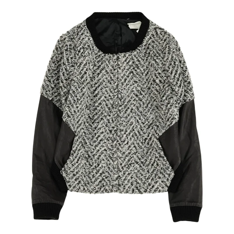 Best Bargains Black Color Block Lightweight Jacket
