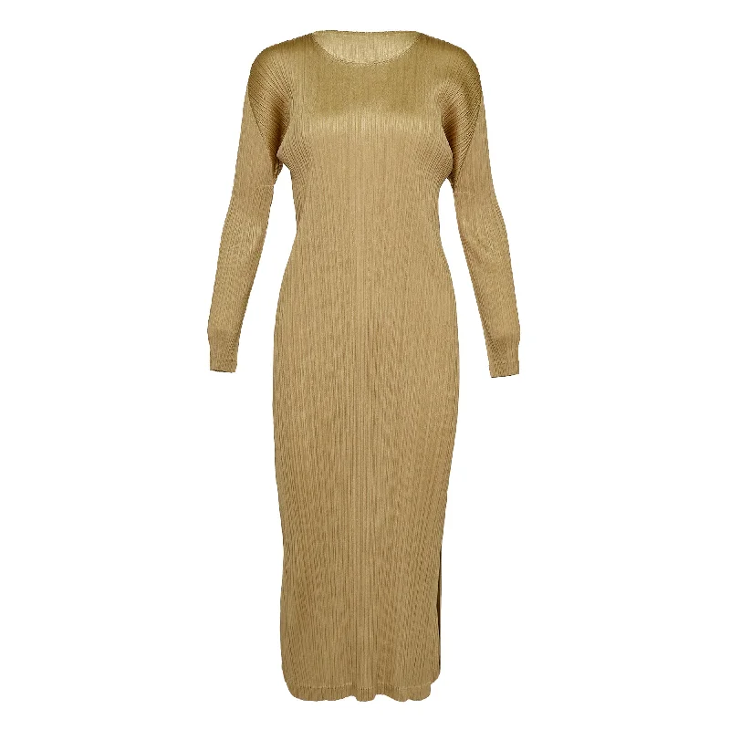 Closeout Monthly Colors: December Dress
