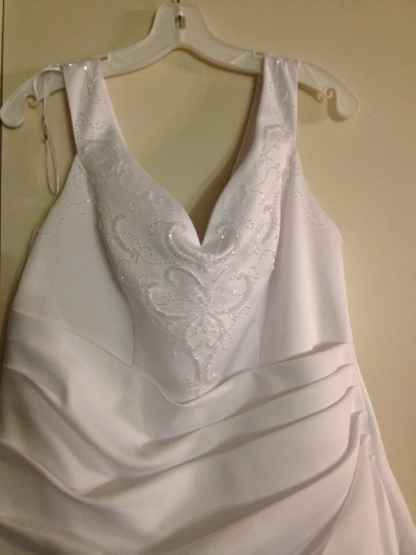 Grand Opening Sale David's Bridal T8615